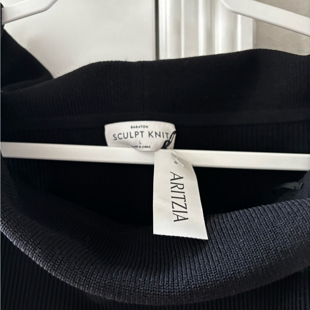 Aritzia Black Sculpt Knit Sweater